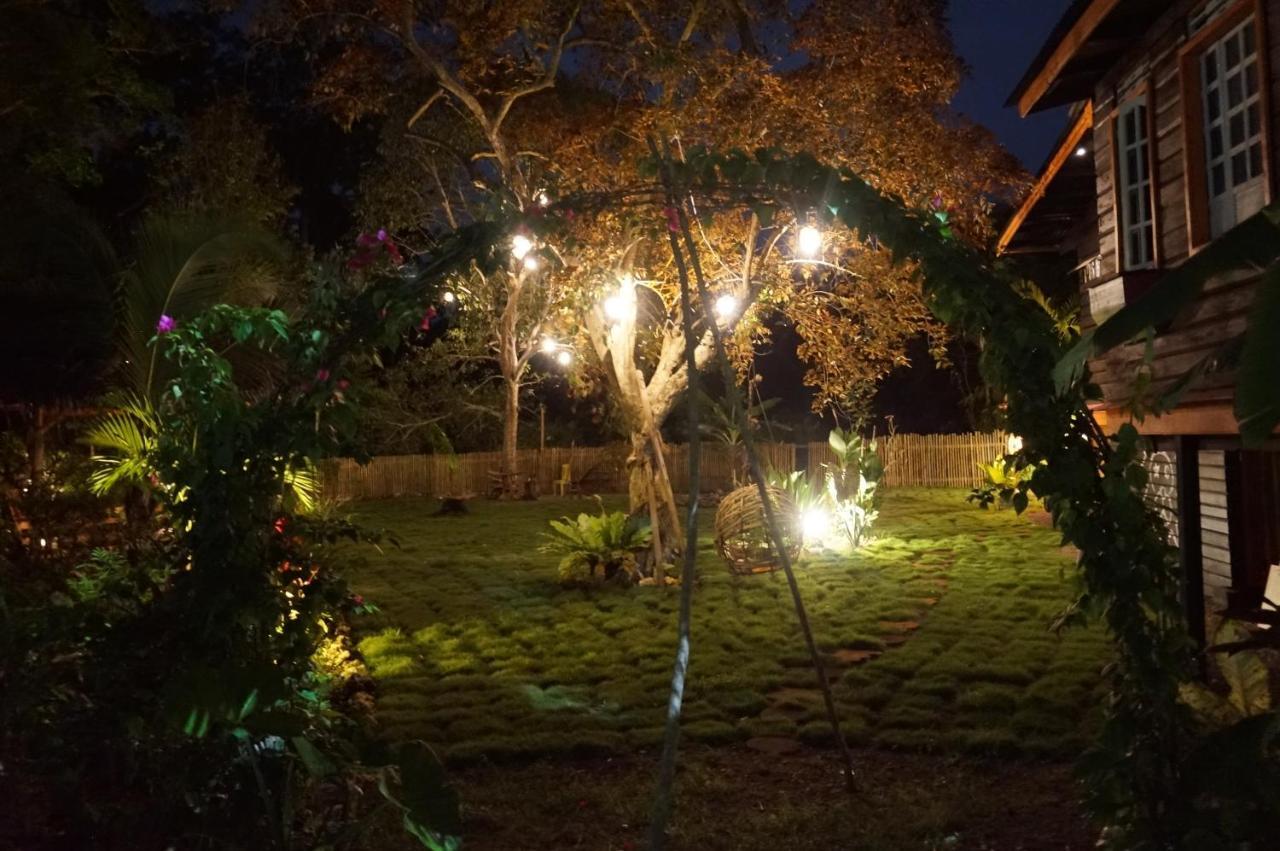 Peaceland Hostel Panglao Luaran gambar